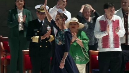 Mexicans rally behind President Sheinbaum after U.S. tariff pause