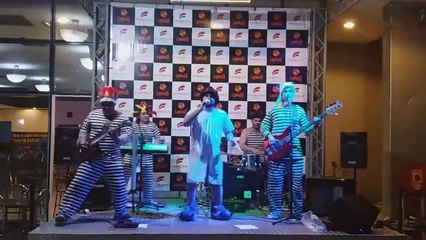 Mamonas Assassinas Cover - Live In iandê #CAUCAIACeara