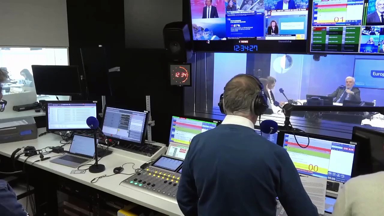 Pascal Praud reçoit Frédéric Beigbeder pour sa tribune dans Le Figaro intitulée « Oui, nous sommes parfois des connards, mais vive les hommes ! »