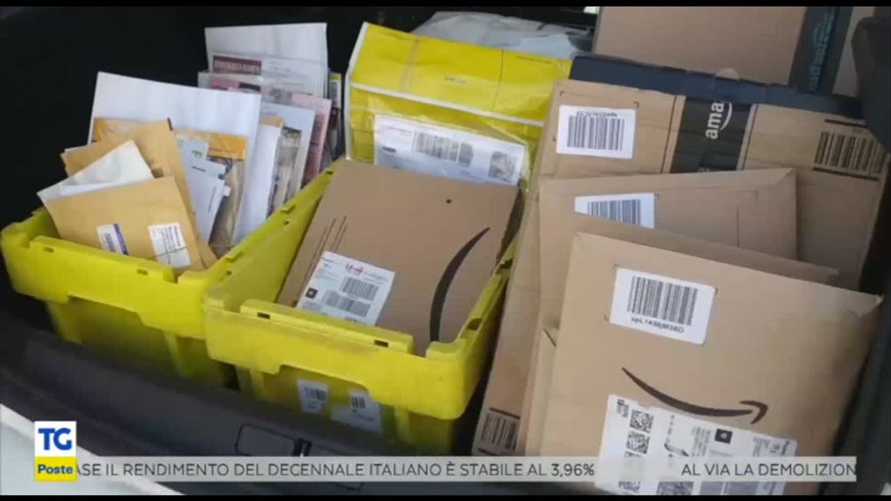 Poste Italiane, superati i 300 milioni di pacchi nel 2024