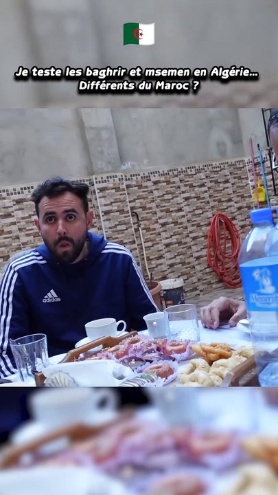 Je Teste les Crêpes Algériennes 😋🇩🇿 (Une Tuerie !!!)