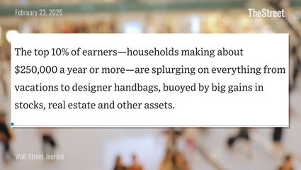 Expert sounds alarm on U.S. consumer spending