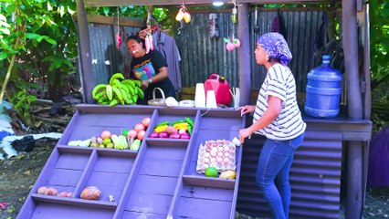 Tenia 2 negocios y lo atendia ella misma entonces muri00 de tanto afanar    LA SOCIA 15