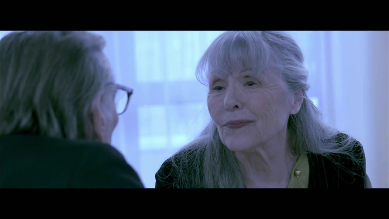The Girl Next Door - Groland - CANAL+