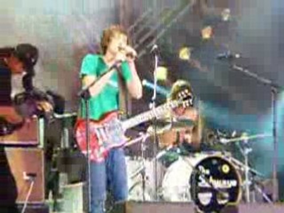 The Subways "shake! shake!" live @ La Fête de l'Huma