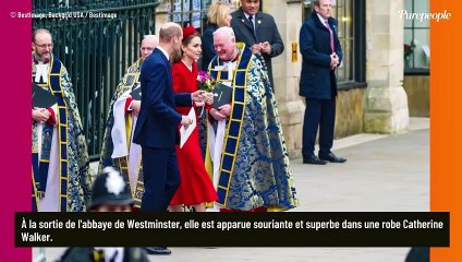 À l'aube de leurs 15 ans de mariage, Kate et William partagent un moment d'affection doux et candide là où ils se sont unis