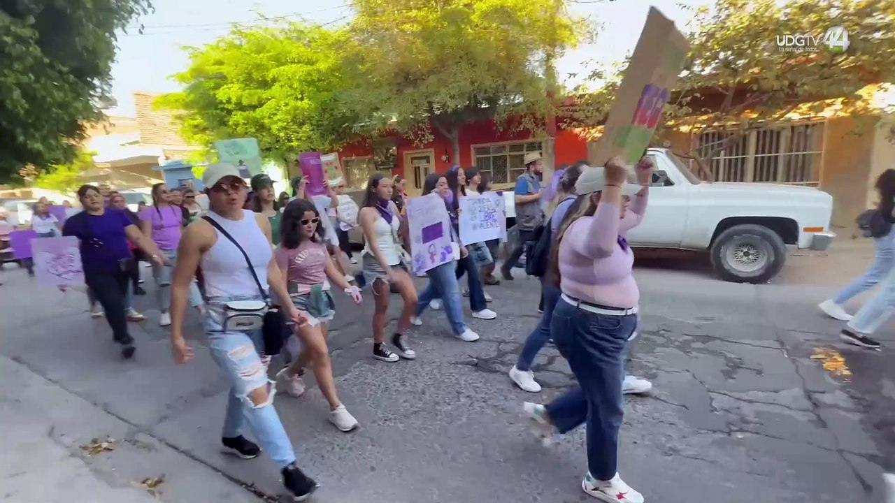 En Ocotlán, Colectiva Conexión Violeta exige respeto  a derechos de niñas, adolescentes y mujeres