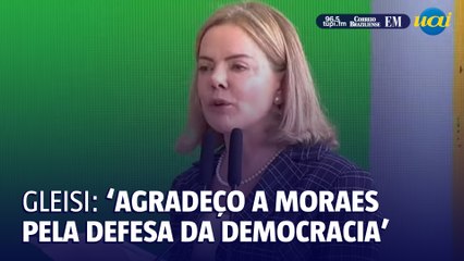 Gleisi Hoffmann toma posse e elogia Alexandre de Moraes