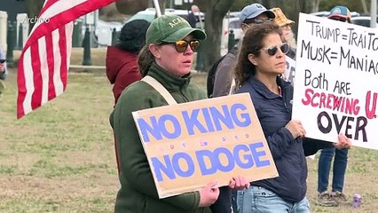 Musk afirma que X es blanco de un "enorme ciberataque"