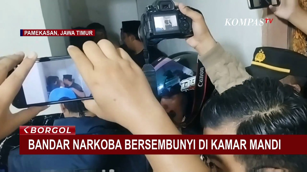 Detik-Detik Penangkapan Bandar Narkoba Sembunyi di Kamar Mandi - BORGOL