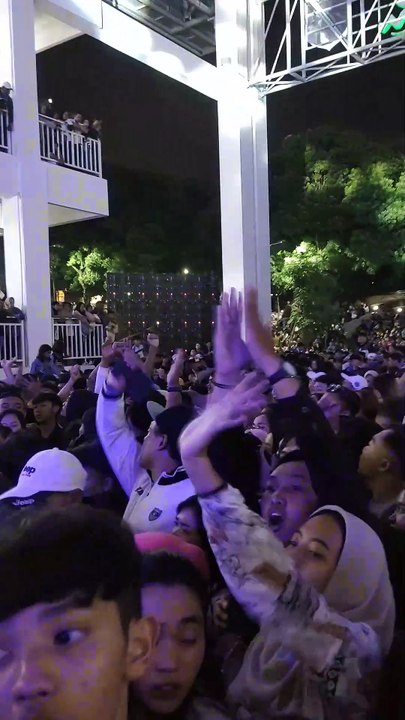 GILGA SAHID TAMPIL DI KOTA BATU DITEMANI HAPPY ASMARA