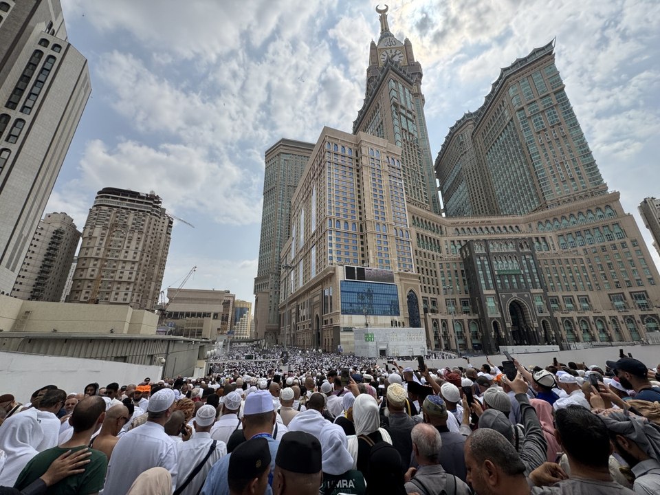Tarihinin en yüksek sayısı! Günlük umre rekoru kırıldı