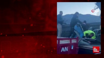 Aydın'da kavgayı ayıran polise saldırı anı