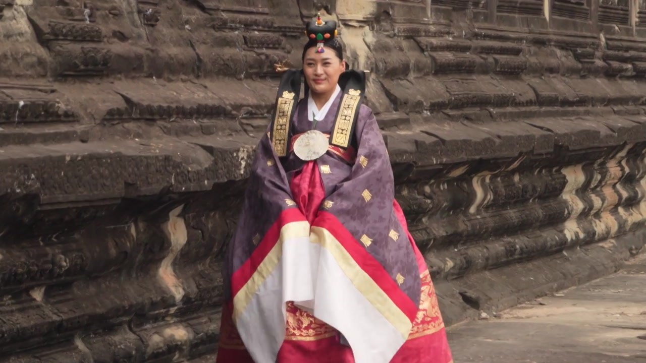 앙코르와트 한복패션쇼 성료...문화 교류 확대 기대 / YTN