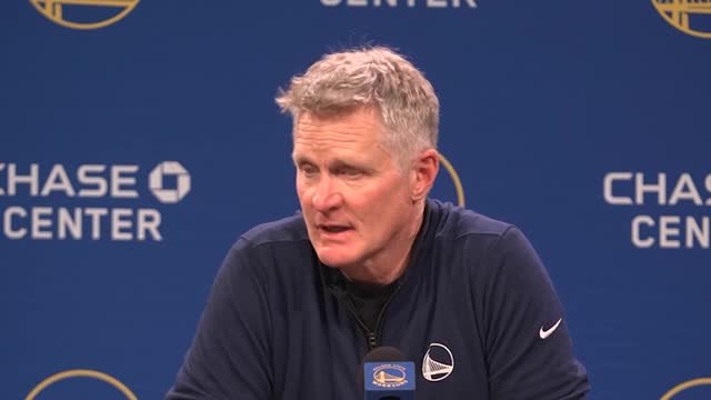 BASKETBALL : NBA : Golden State Warriors - Kerr émerveillé par Jimmy Butler : “Il fait tout bien” et rend les autres meilleurs .