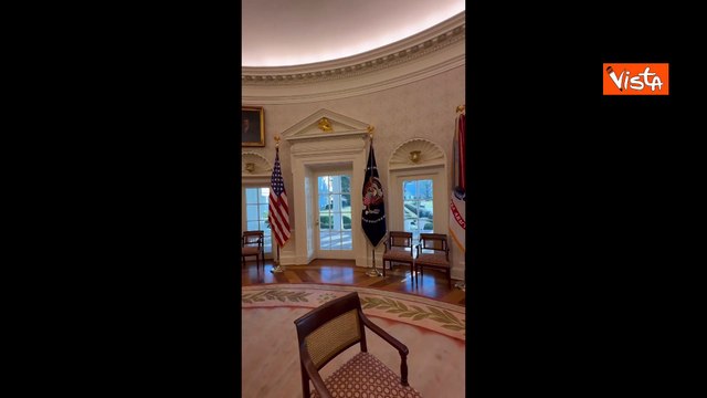 Ecco la panoramica dello Studio Ovale della Casa Bianca ai tempi di Trump