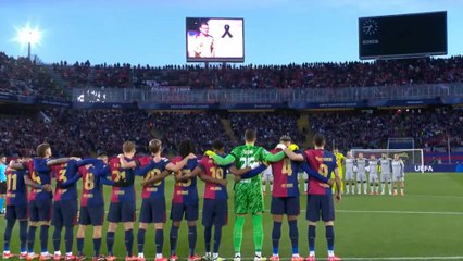 Así se vivió el minuto de silencio en memoria de Carles Miñarro