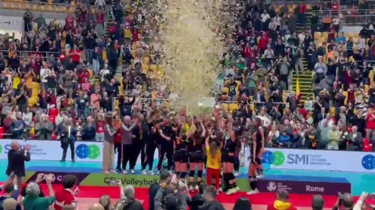 Roma Volley, trionfo in Europa dopo 28 anni: è festa per la Challenge Cup