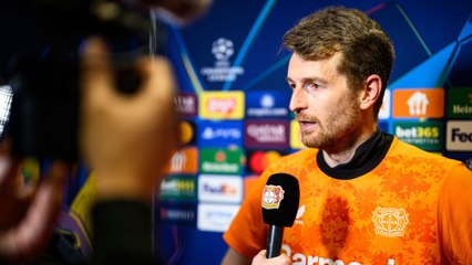 "Müssen uns nicht anlügen": Hradecky lobt Bayern-Leistung