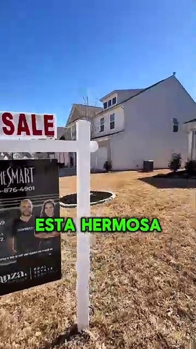 ¡Oportunidad en Auburn, GA!   Precio- $505,000🛏 4 habitaciones - 4 baños  2,678 sqft - Lote de 8,276 sqft  Ubicado en una comunidad con piscina, canchas de tenis y parque infantil.   Construcción reciente (2022) con un diseño moderno