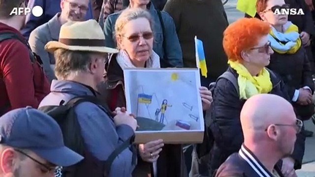 Germania, a Berlino manifestazione di solidarieta' con l'Ucraina
