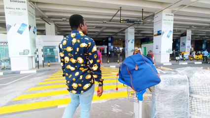 🇬🇭 EXPLORING KOTOKA INTERNATIONAL AIRPORT IN ACCRA GHANA - ARRIVAL HALL