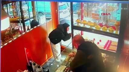 Kasımpaşa'da kuyumcudan çeyrek milyon değerinde altın taç çalan hırsızın şoke eden sözleri