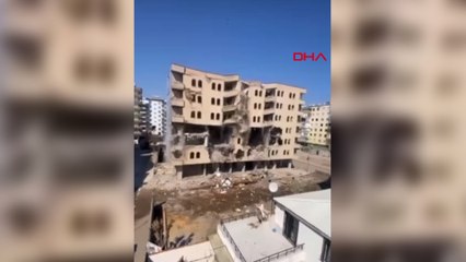 Diyarbakır'da 6 katlı bina, yıkım sırasında çöktü