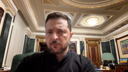 Les États-Unis doivent « convaincre » la Russie d'accepter un cessez-le-feu, affirme Zelensky