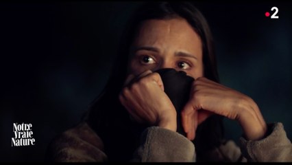 « Il y a un truc où on se sent nu » : Shy’m fond en larmes en plein exercice orchestré par Frédéric Lopez dans Notre vraie nature (VIDÉO)