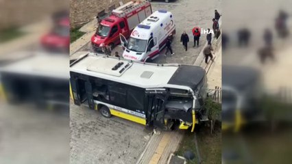 Özel halk otobüsü 10 metrelik istinat duvarından uçtu