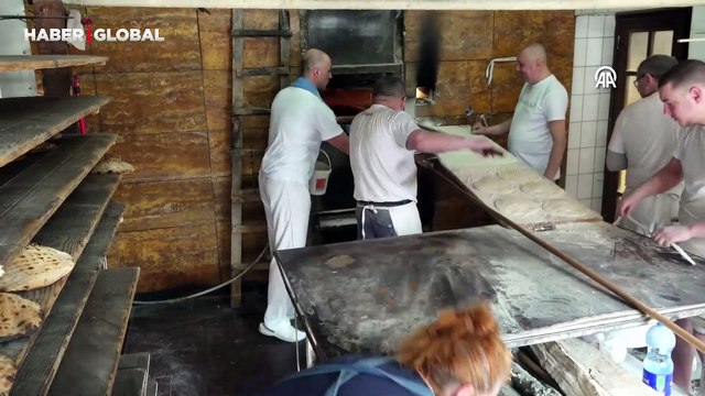 Saraybosna'da ramazan sofralarının vazgeçilmezi “lepina”