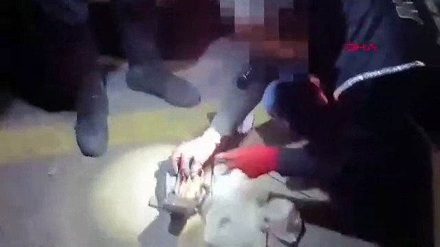 Kargo şirketi araçlarına özel bölümler yapıp, silah zulalamışlar; 17 gözaltı