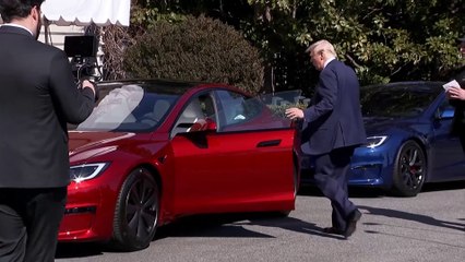 Donald Trump Unveils New Tesla with 'Everything Is Computer' Tech 🚗