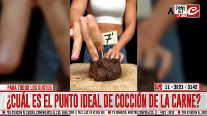 Mostró los distintos puntos de cocción de la carne y el video se hizo viral