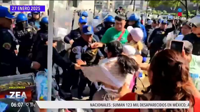 Tania perdió su sustento y obtuvo una deuda de al menos 95 mil pesos por lanzar salsa a policías de la CDMX