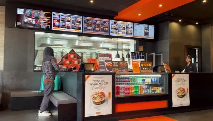 I tried German Doner Kebab's new Doritos 'KeBag' and it was disgusting