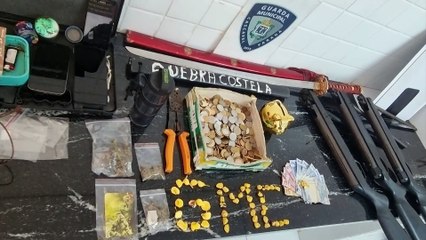 Operação da GM resulta em apreensão de maconha, crack,  cocaína, armas e dinheiro