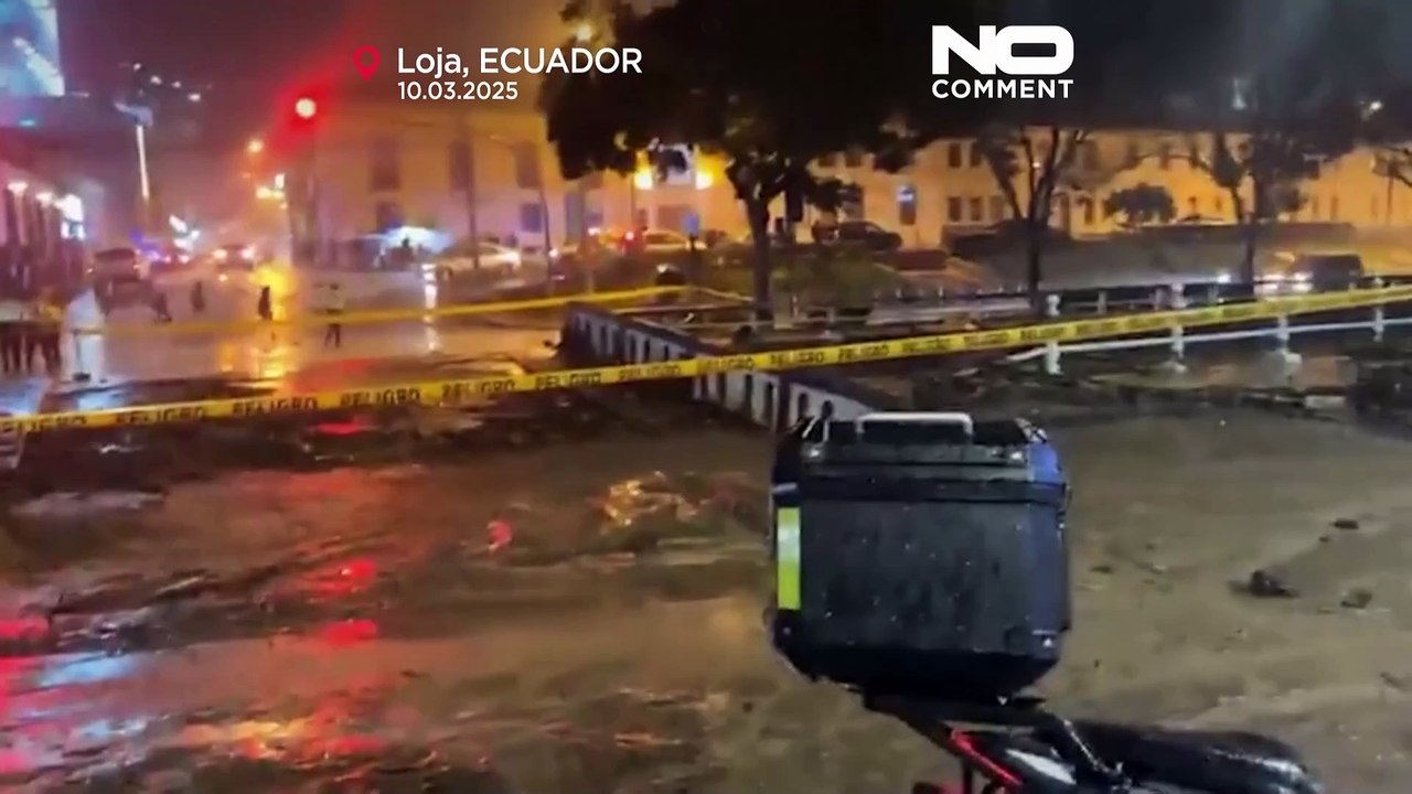 Flooding in southern Ecuador collapses bridge, damages buildings