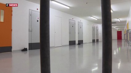 Gérald Darmanin annonce l’ouverture de deux prisons très sécurisées