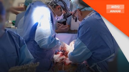 Individu pertama dibenar keluar hospital guna jantung titanium