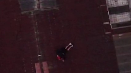 tn7-dos-policias-con-un-año-de-experiencia-detienen-a-sospechosos-en-techos-de-casa-120325