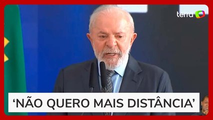 Lula diz que escolheu 'mulher bonita' na articulação para melhorar relação com Congresso