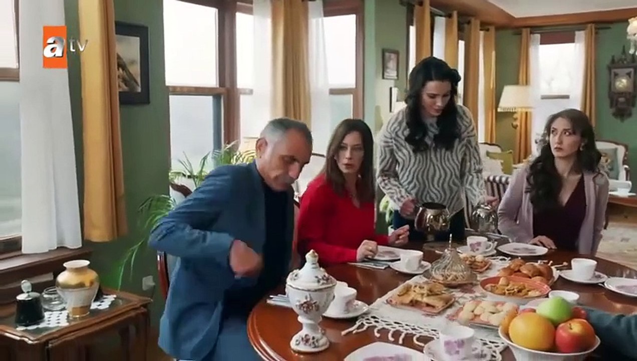 مسلسل حكاية ليلة الحلقة 25 كاملة مترجمة