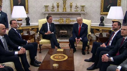 Trump bekräftigt Annexionsdrohung gegen Grönland – im Beisein von Rutte