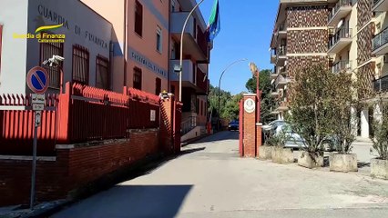 Caltanissetta, sequestrati articoli bigiotteria non sicuri per 100 mila euro