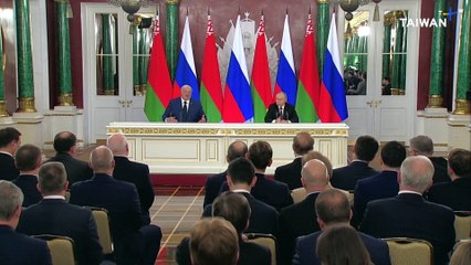 Putin Mulls Ukraine Ceasefire Deal but Seeks Concessions