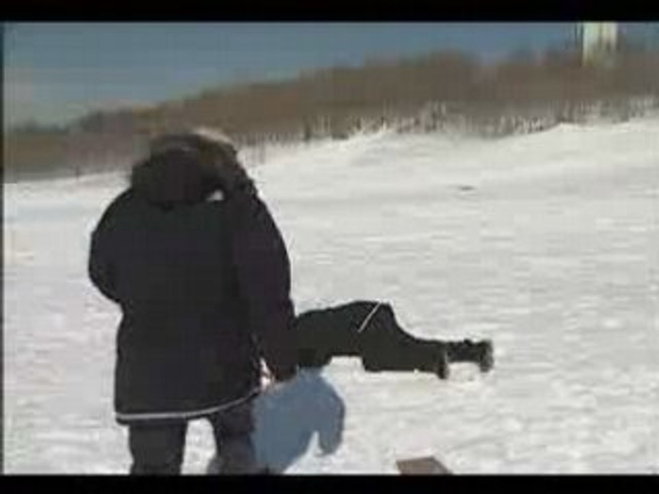 Reporter_wipeout