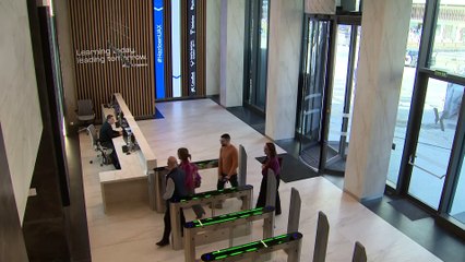 Forbes destaca a la UAX, la UGR y la UPM como referentes en la adopción de IA Generativa