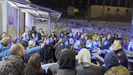 Decenas de ciudadanos buscan refugio en Nápoles tras un terremoto de magnitud 4,4